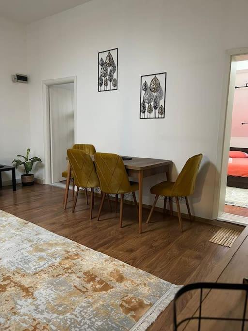 Apartament La Casa Timişoara Eksteriør bilde